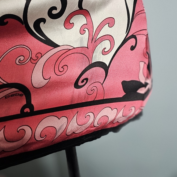 bebe Pink and Cream Halter Blouse - Picture 9 of 9